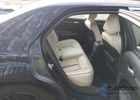 2013 Chrysler 300 Motown from USA, damaged, VIN 2C3CCAAG4DH697698